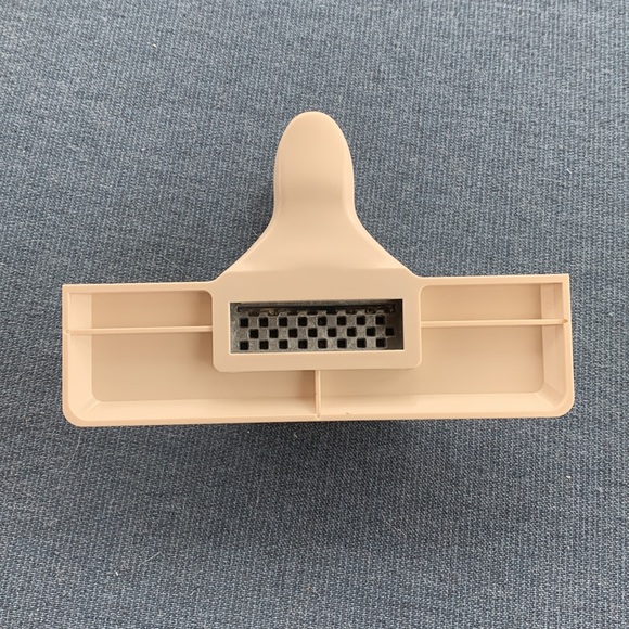 Martha Stewart Border Punch. Scrapbooking - Picture 2 of 2